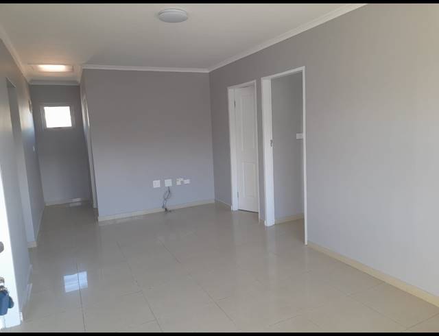 3 BEDROOM APARTMENT FOR SALE IN FAIRBREEZE